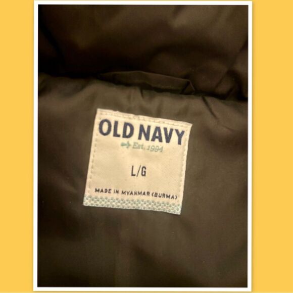 Women’s Old Navy Vest (Black) - Picture 2 of 2